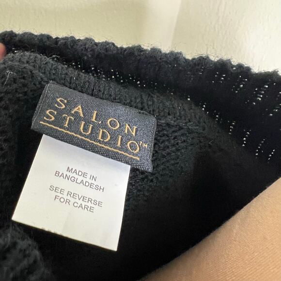 Salon Studio Sweater Large Women Black Embroidered Floral Mock Neck Knit Relaxed - Picture 5 of 7